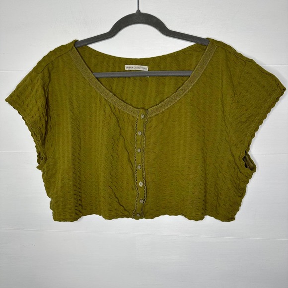 Urban Outfitters Tops - Urban Outfitters Crop Top gauzy cotton soft button front oversized boho green M